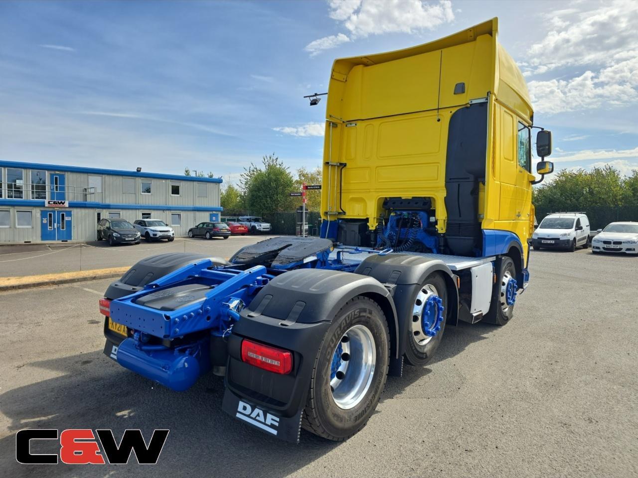 Vehicle image 7